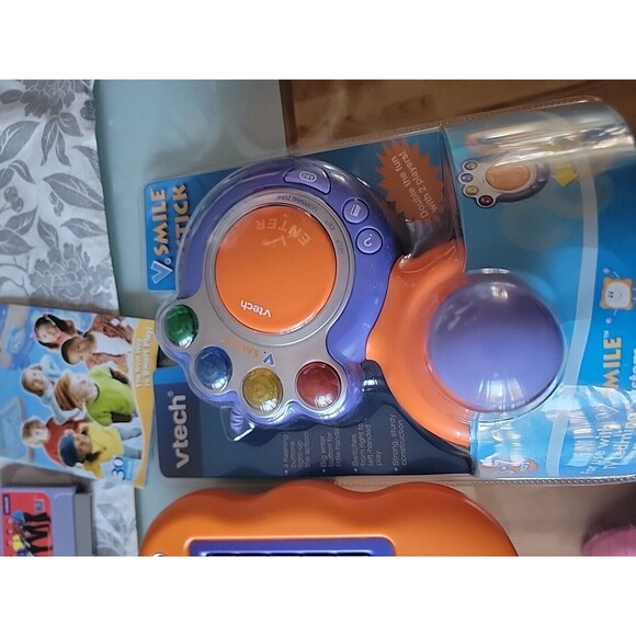 VTech - 3 Vsmile 2VMotion TV Learning System Consoles Lot W/Controllers Untested - Picture 4 of 8